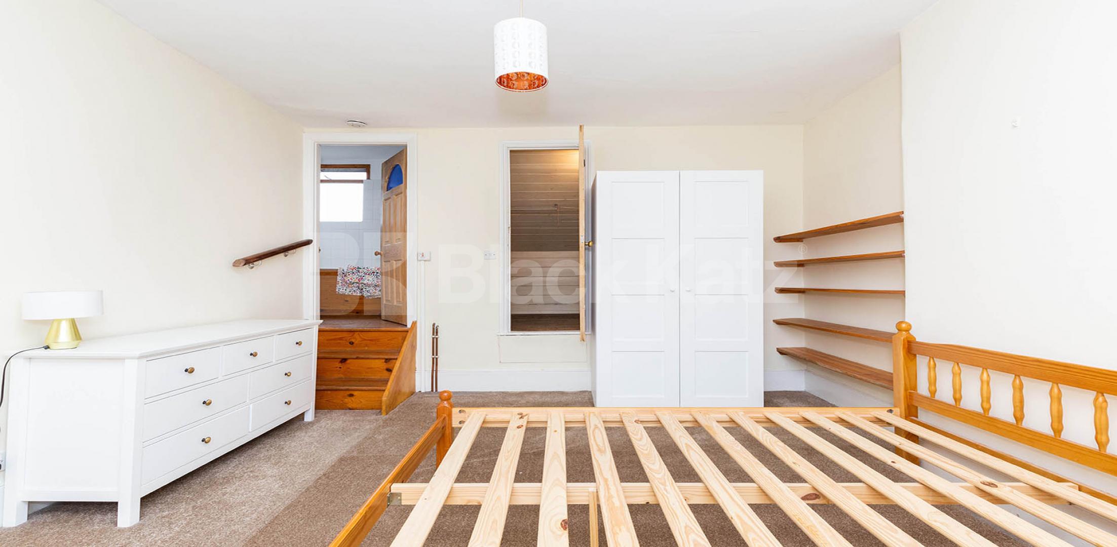 			1 Bedroom, 1 bath, 1 reception Flat			 Northolme Road, HIGHBURY-HIGHBURY FIELDS